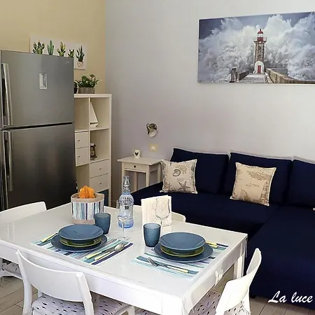 아파트 La Luce Del Faro