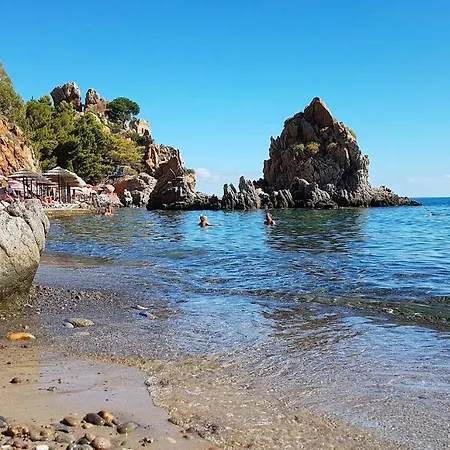 아파트 La Luce Del Faro *