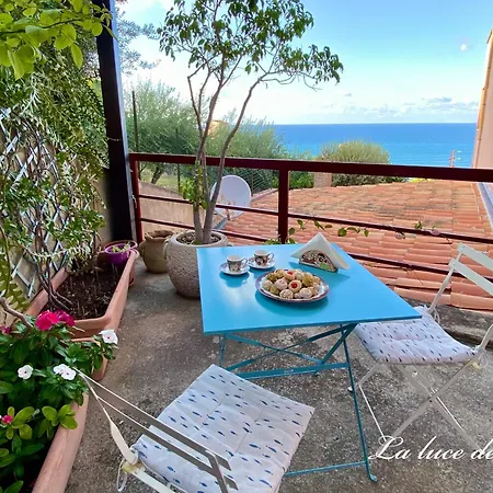 La Luce Del Faro 公寓