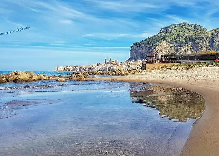 La Luce Del Faro * Cefalù